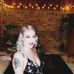 Meet your Posher, Kristen